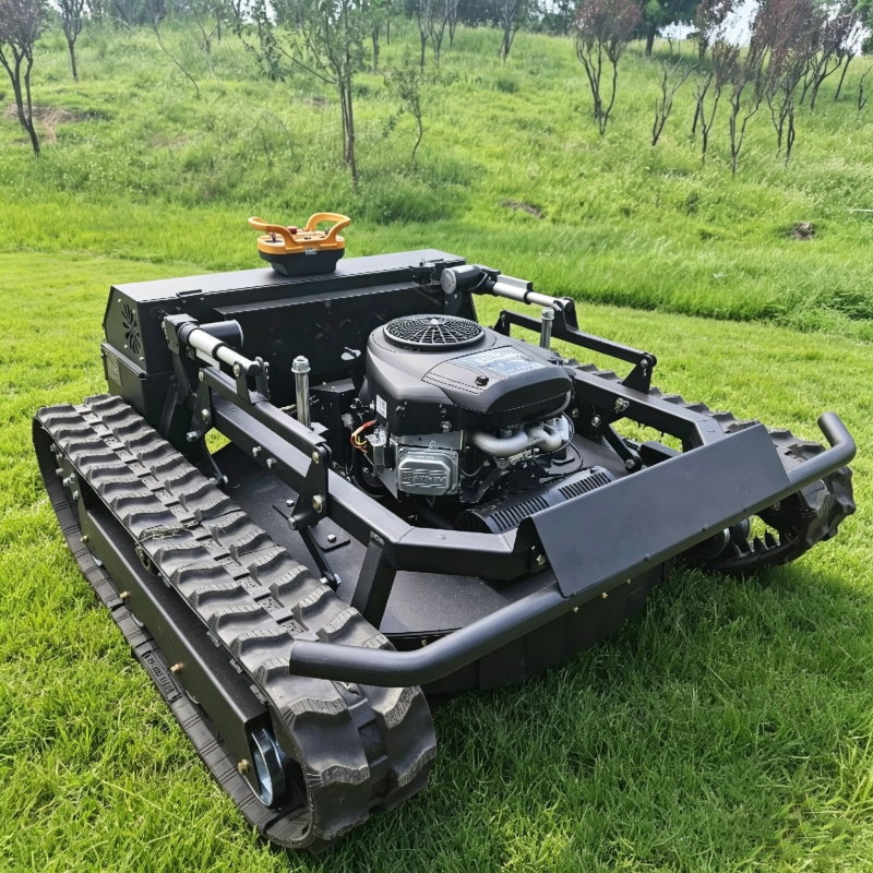 芝生、庭、現場で使用するための 4 ストローク シリンダー シャーシを備えたカスタマイズされたリモート制御追跡芝刈り機