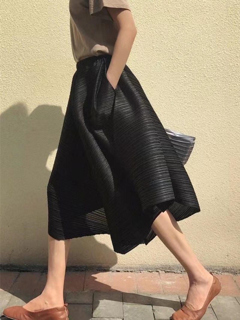 三宅スタイルプリーツキュロット不規則なスカートパンツ女性のヘムライン傘型ルーズワイドレッグパンツ夏カジュアルパンタロス