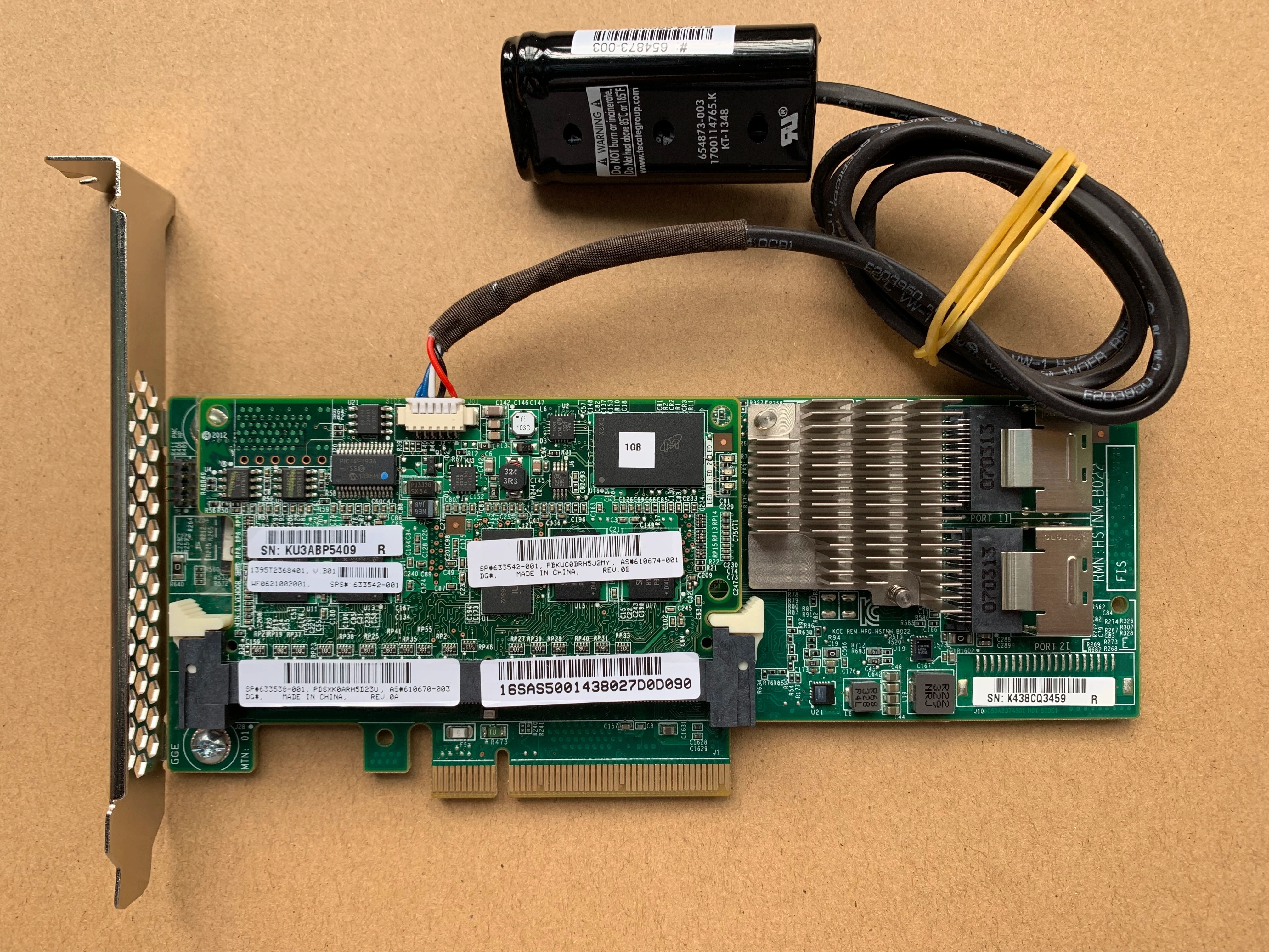 Smart Array P420 1Gb FBWC 6Gb 2ポート内蔵SASコントローラー + バッテリー